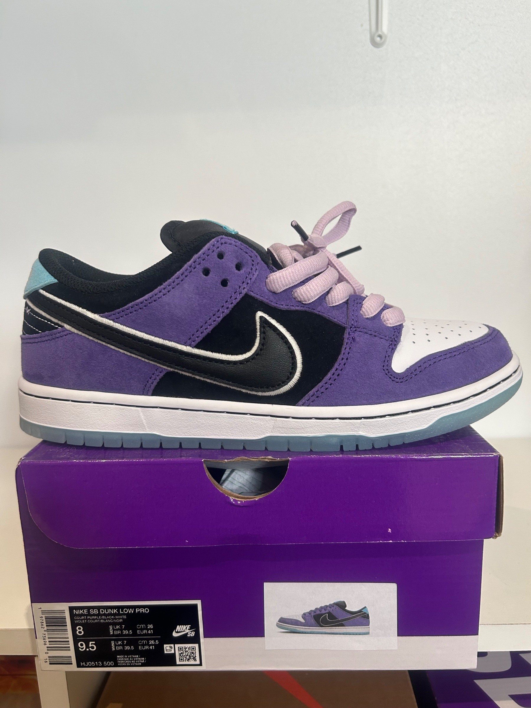 Photo de Nike SB Dunk Low Pro Purple Pigeon