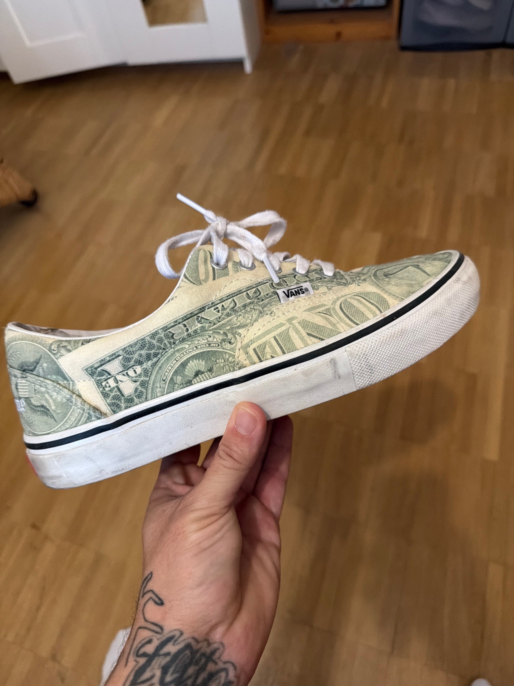 Photo de Vans Era Money/Dollar Bill Print