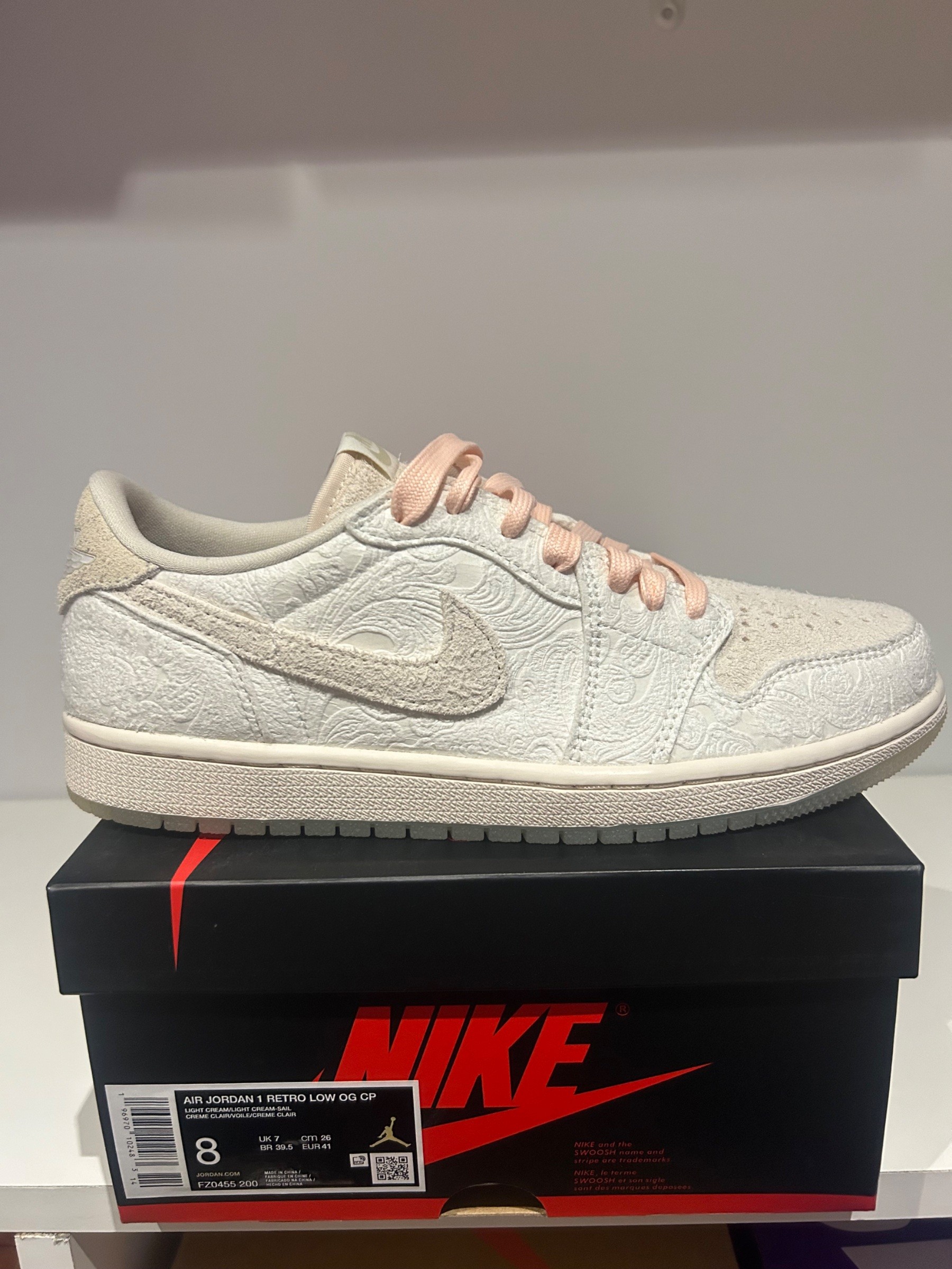 Photo de Air Jordan 1 Retro Low OG CP Light Cream/Sail-Chicago Sail