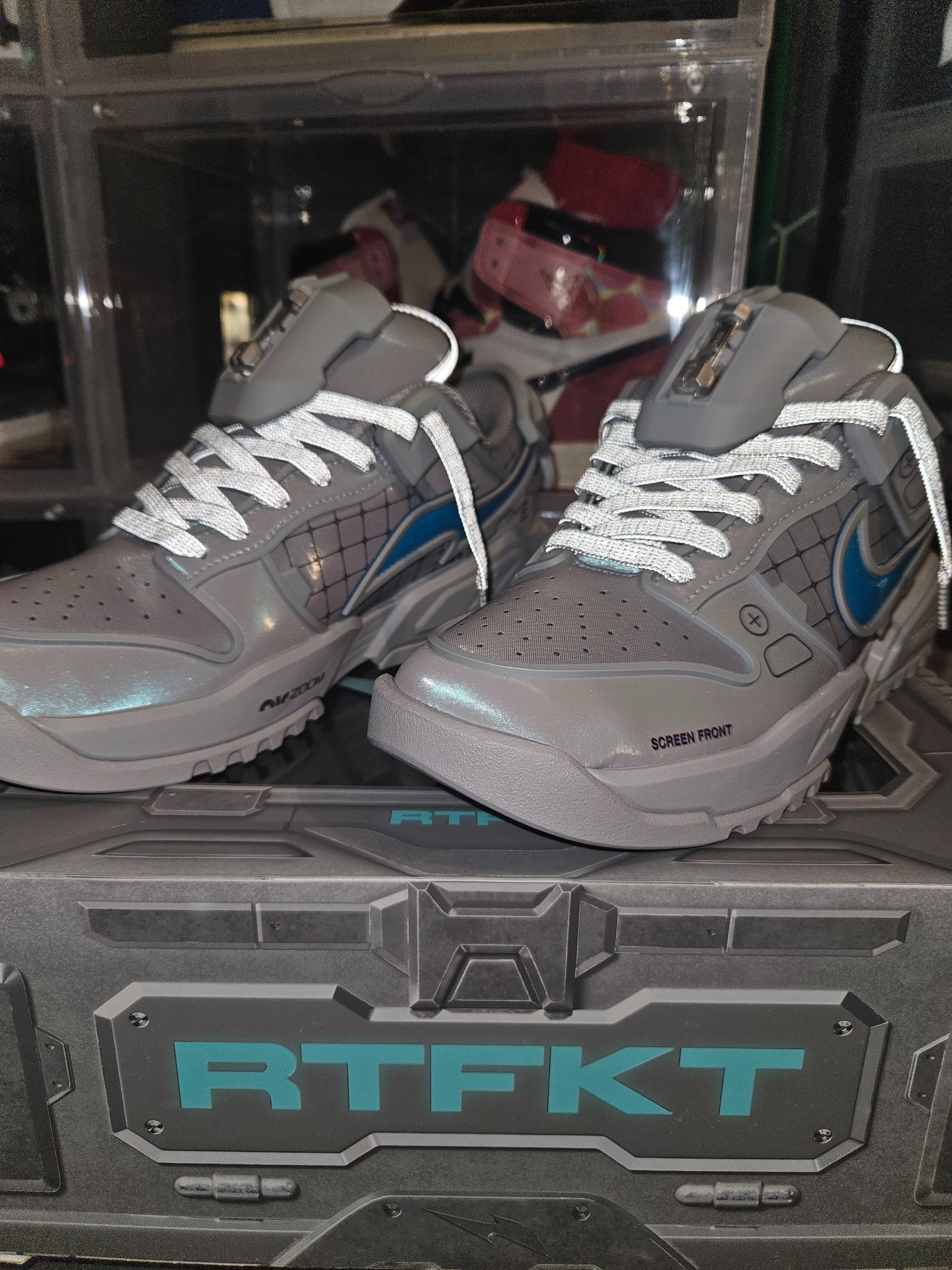 Photo de RTFKT x Nike Dunk Genesis (OG) Wolf Grey/Photo Blue