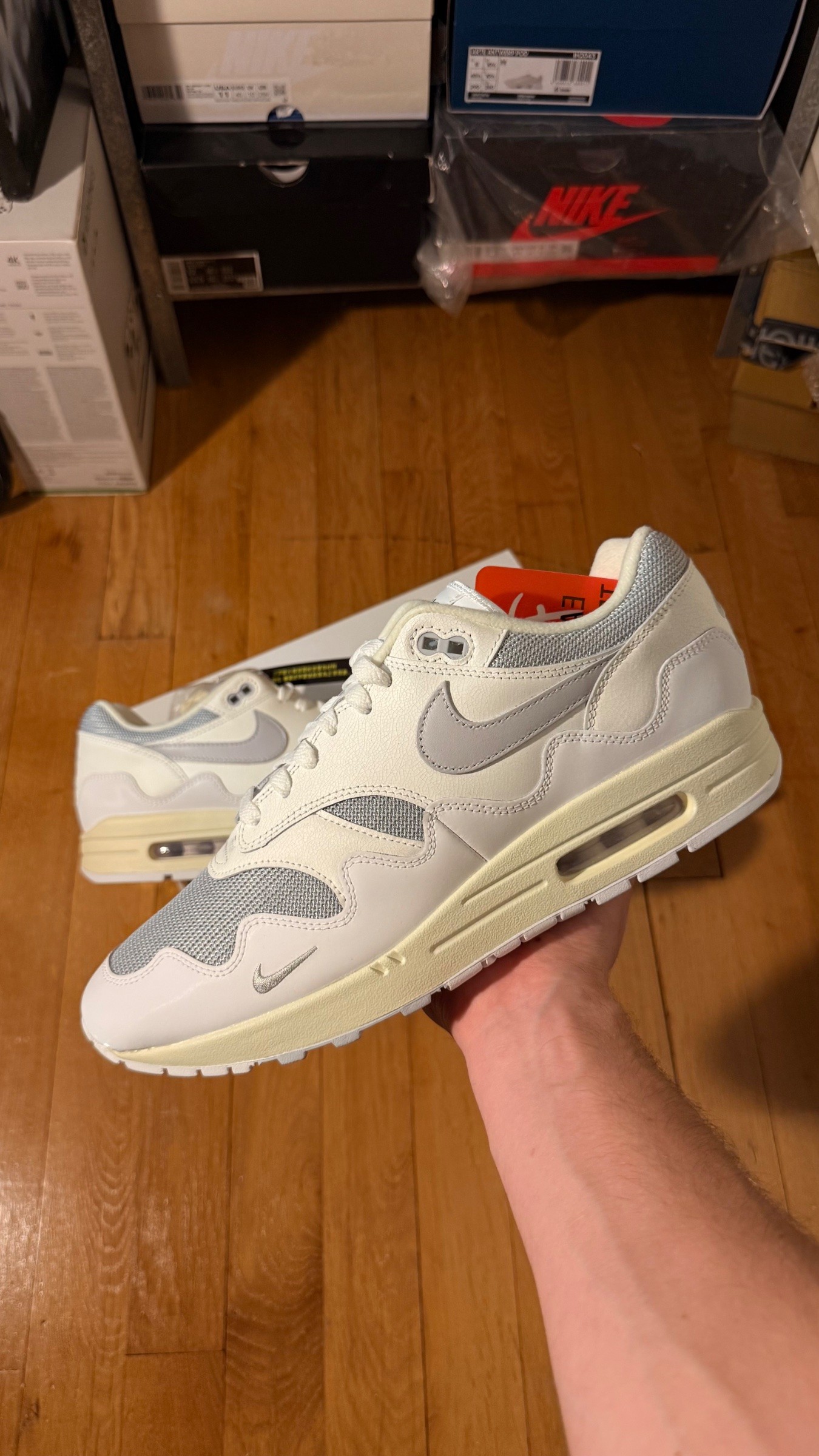 Photo de Nike Air Max 1 / Patta White/Pure Platinum