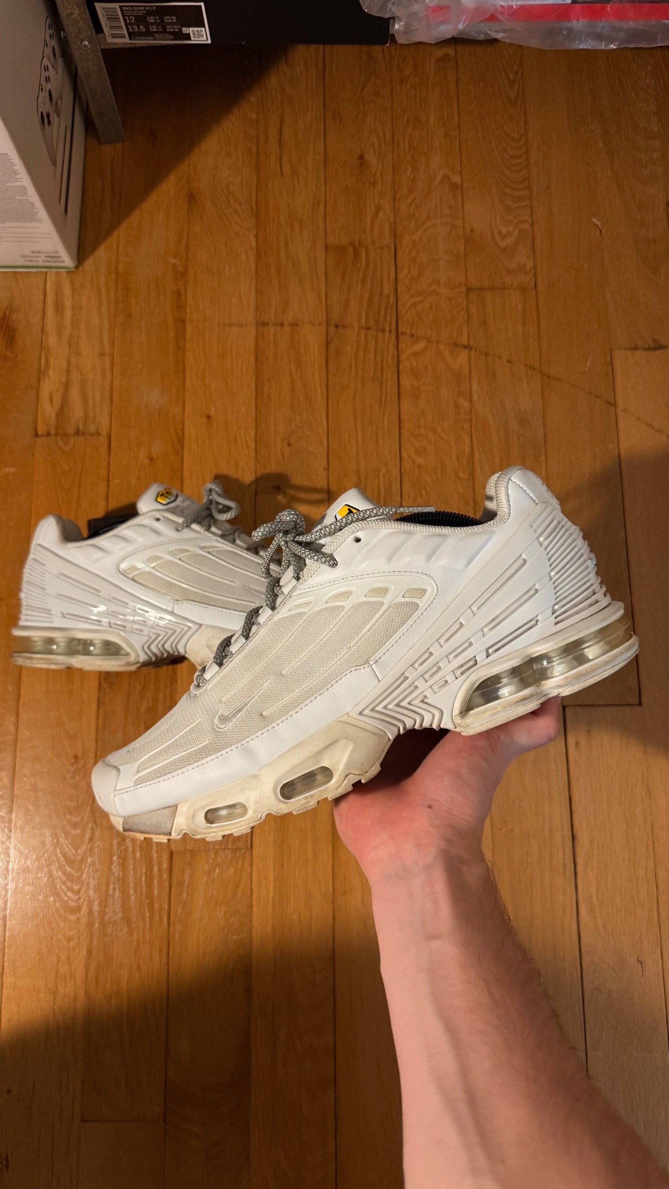 Photo de Nike Air Max Plus 3 Triple White