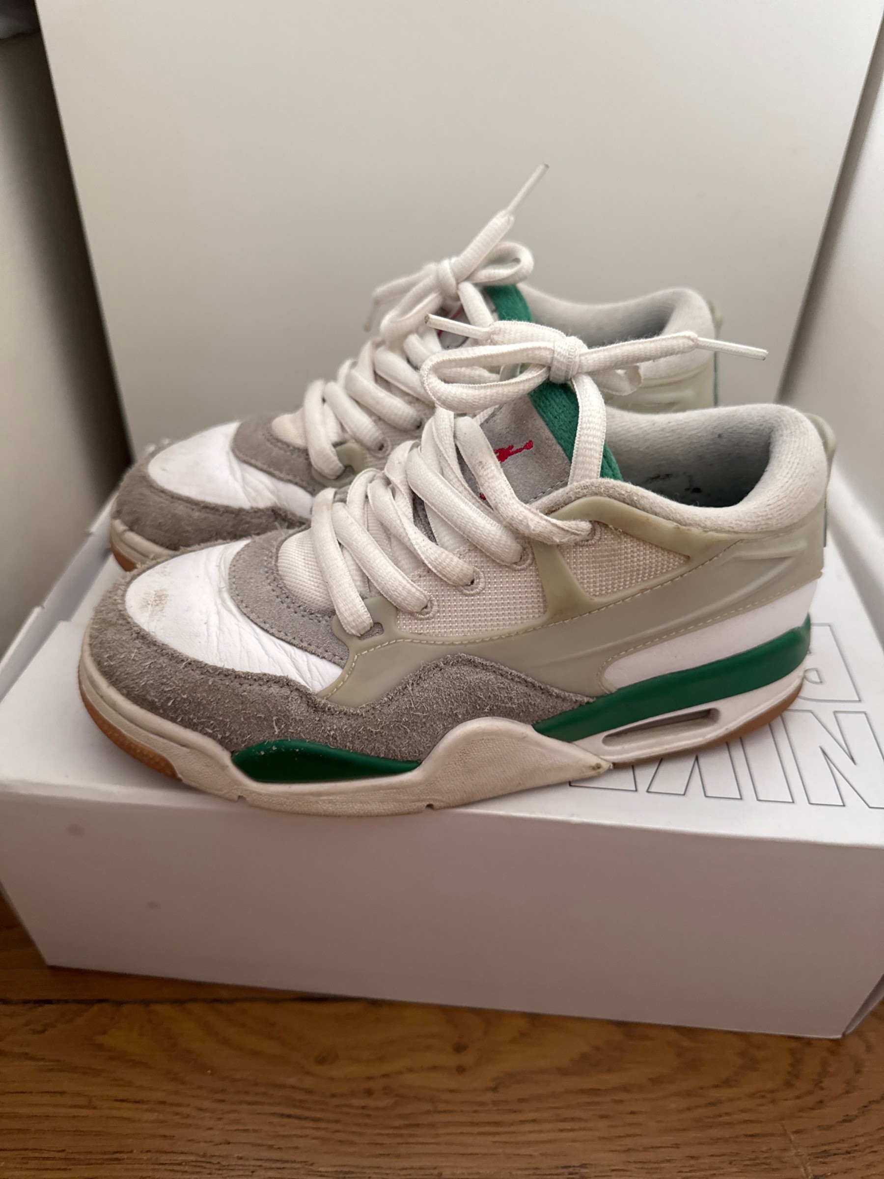 Photo de Air Jordan Flight Club 91 White/Grey/Green